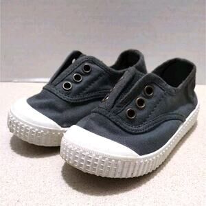 Victoria Baby Toddler Canvas Shoes Slip On Sneakers SZ 22 US 6.5-7 Grey